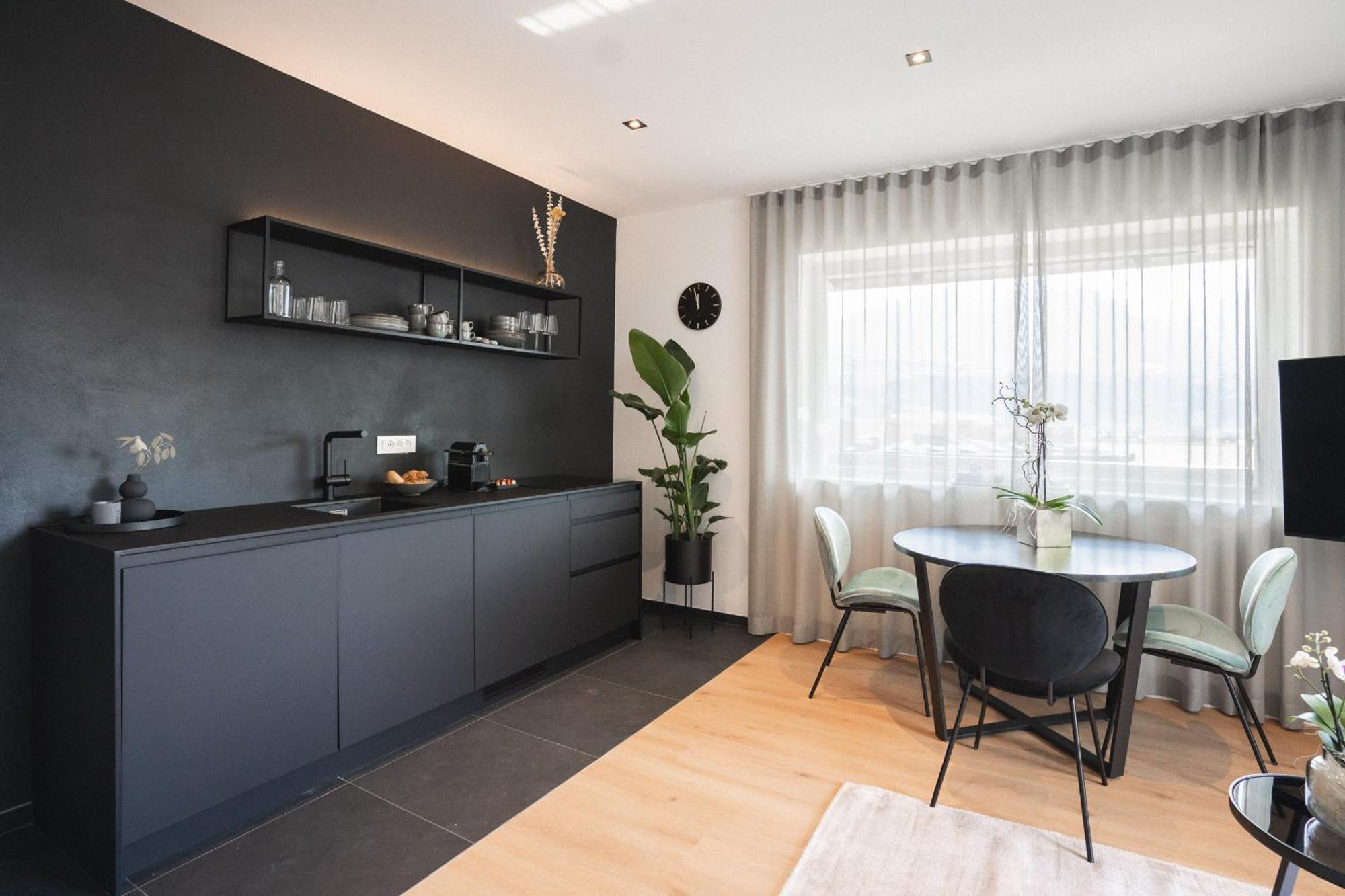 Luxe Vista City Apartments Algund Exteriör bild